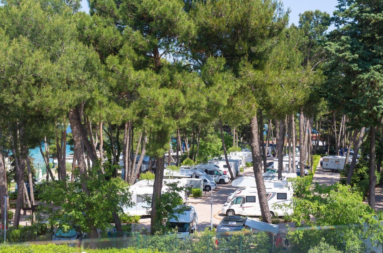 Villa Sabic By The Sea クルク エクステリア 写真